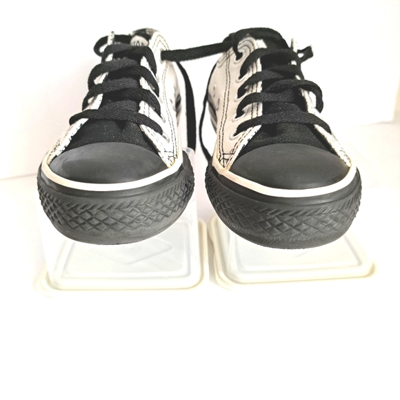 Converse Chuck Taylor All Star JandC Little Kids Low Top Shoes sz 10.5 3S464 - Picture 12 of 14